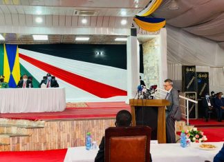 فولكر بيرتس يشيد بالجهود المبذولة لتحقيق السلام فولكر بيرتس يشيد بالجهود المبذولة لتحقيق السلام