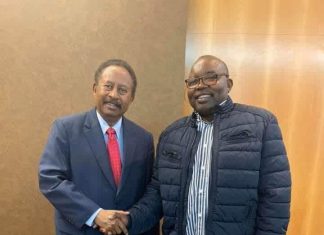 الوساطة الجنوبية لسلام السودان تصف لقاء حمدوك وعبد الواحد نور بأنه إيجابي الوساطة الجنوبية لسلام السودان تصف لقاء حمدوك وعبد الواحد نور بأنه إيجابي