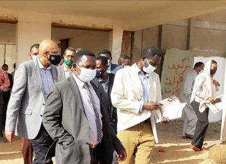 وزير الصحة الاتحادي يقف على عدد من المنشآت الصحية بالفولة وزير الصحة الاتحادي يقف على عدد من المنشآت الصحية بالفولة