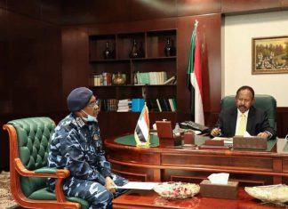 حمدوك يطلع على الموقف الأمني.. إليك التفاصيل حمدوك يطلع على الموقف الأمني.. إليك التفاصيل