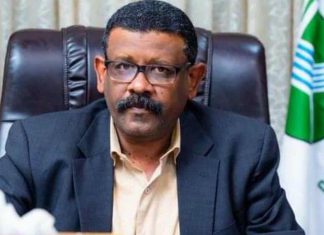 وقفة احتجاجية أمام مكتب والي الخرطوم وقفة احتجاجية أمام مكتب والي الخرطوم