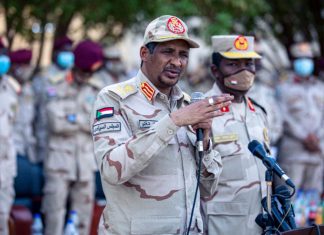 لقاء سري بين حميدتي ومسؤولين في الموساد يثير جدلاً في الخرطوم