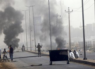 ذكرى فض الإعتصام .. لماذا يتنبى الحزب الشيوعي إسقاط حكومة الثورة؟