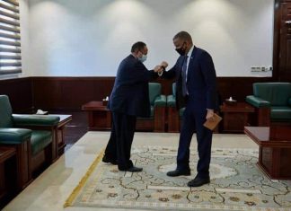 حمدوك يلتقي سفير جمهورية الصومال الفيدرالية حمدوك يلتقي سفير جمهورية الصومال الفيدرالية