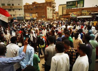 موكب الثالث من يونيو.. السعي بين شوطي التغيير والسقوط موكب الثالث من يونيو.. السعي بين شوطي التغيير والسقوط