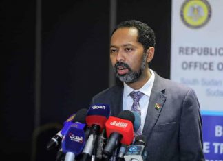 فريق الوساطة يجتمع بوفدي التفاوض فريق الوساطة يجتمع بوفدي التفاوض