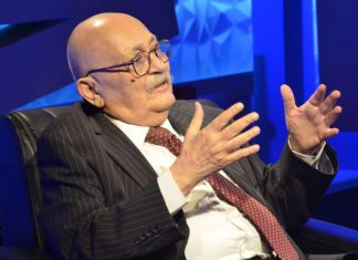 أديب: استقالة اثنين من لجنة فض الاعتصام للهجوم والإساءة أديب: استقالة اثنين من لجنة فض الاعتصام للهجوم والإساءة