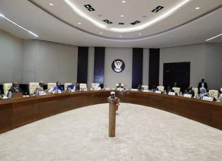 رئيس الحكومة: تدبير لتخفيف حدة آثار الإصلاحات الاقتصادية رئيس الحكومة: تدبير لتخفيف حدة آثار الإصلاحات الاقتصادية