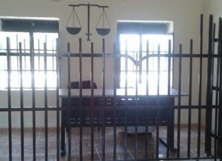 إحالة علي البشير وآخرين للمحكمة بتهمة تبديد 27 مليون دولار إحالة علي البشير وآخرين للمحكمة بتهمة تبديد 27 مليون دولار