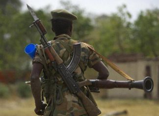 جنوب السودان: مسلحون يهاجمون موكب نائب حاكم ولاية شرق الاستوائية جنوب السودان: مسلحون يهاجمون موكب نائب حاكم ولاية شرق الاستوائية