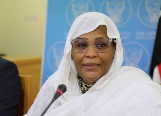 وزيرة الخارجية : الحكومة ملتزمة بتعزيز حقوق الإنسان في البلاد وزيرة الخارجية : الحكومة ملتزمة بتعزيز حقوق الإنسان في البلاد