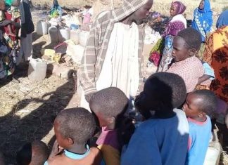 مواجهات مسلحة تتسبب في نزوح قرابة 17 ألف شخص بشمال جبل مرة مواجهات مسلحة تتسبب في نزوح قرابة 17 ألف شخص بشمال جبل مرة