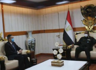 السودان يتسلم معدات وآليات عسكرية من الصين السودان يتسلم معدات وآليات عسكرية من الصين
