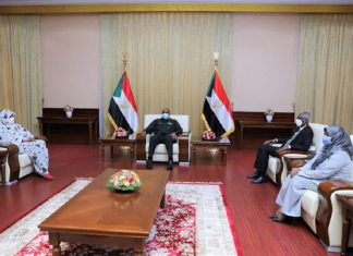 رئيس مجلس السيادة يوجه بتعزيز العلاقات مع فرنسا رئيس مجلس السيادة يوجه بتعزيز العلاقات مع فرنسا