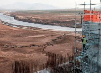 مصر تنفي اعتراضها على بناء أي سد إثيوبي مصر تنفي اعتراضها على بناء أي سد إثيوبي