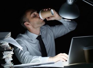 كيف يدمر الحاسوب الشخصي جسم الإنسان كيف يدمر الحاسوب الشخصي جسم الإنسان