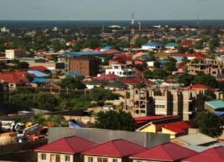 الاتحاد الأوروبي يستثمر 4.8 مليون يورو لتطوير التجارة في جنوب السودان الاتحاد الأوروبي يستثمر 4.8 مليون يورو لتطوير التجارة في جنوب السودان