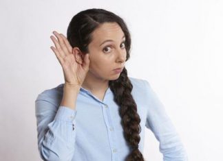 أسباب الطنين المفاجئ في الأذنين أسباب الطنين المفاجئ في الأذنين