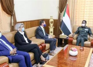 كباشي يُعلن تأييد مبادرة حمدوك كباشي يُعلن تأييد مبادرة حمدوك