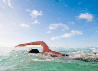 هل الماء أو السباحة ينقلان فيروس كوفيد-19؟ هل الماء أو السباحة ينقلان فيروس كوفيد-19؟