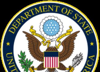 سيناتور أمريكي بارز يدعو إلى المساءلة عن فظائع الحرب بجنوب السودان سيناتور أمريكي بارز يدعو إلى المساءلة عن فظائع الحرب بجنوب السودان