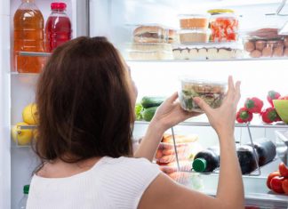 استخدامات خاطئة تتسبب بتلف ثلاجتك استخدامات خاطئة تتسبب بتلف ثلاجتك