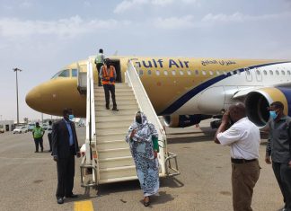 وزيرة الخارجية تعود للبلاد بعد زيارة ناجحة للبحرين وزيرة الخارجية تعود للبلاد بعد زيارة ناجحة للبحرين