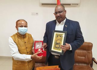 السفير الهندي يتعرف على فرص الاستثمار الزراعي بشمال كردفان السفير الهندي يتعرف على فرص الاستثمار الزراعي بشمال كردفان