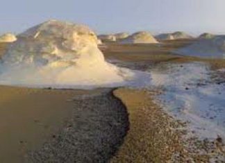 الرمال البيضاء والجبص والحديد .. الأبحاث الجيولوجية تتجه لإدخال مشاريع جديدة الرمال البيضاء والجبص والحديد .. الأبحاث الجيولوجية تتجه لإدخال مشاريع جديدة
