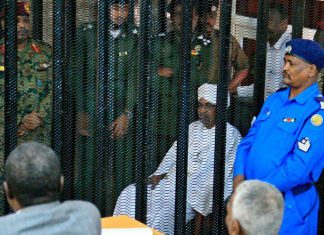 ما مصير محاكمة البشير بعد استقالات القضاة؟ ما مصير محاكمة البشير بعد استقالات القضاة؟