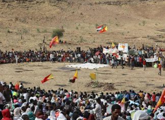3 آلاف عبروا بيوم واحد.. ارتفاع عدد لاجئي إثيوبيا في السودان 3 آلاف عبروا بيوم واحد.. ارتفاع عدد لاجئي إثيوبيا في السودان