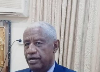 الكنين يدعو المواطنين لمساندة الحكومة الانتقالية الكنين يدعو المواطنين لمساندة الحكومة الانتقالية