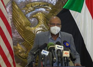 وزير الصحة: الجزء الاكبر من لقاح كورونا الامريكي سيذهب إلى بورتسودان وزير الصحة: الجزء الاكبر من لقاح كورونا الامريكي سيذهب إلى بورتسودان