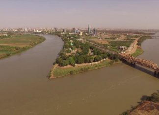 لجنة الفيضانات: منسوب النيل بالجمعة تجاوز مستوى الفيضان و سيوالي الارتفاع لجنة الفيضانات: منسوب النيل بالجمعة تجاوز مستوى الفيضان و سيوالي الارتفاع