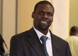 وزير العدل يقر: الوثيقة الدستورية لم تأتِ بطريقة ديمقراطية ونستعد لكتابة الدستور وزير العدل يقر: الوثيقة الدستورية لم تأتِ بطريقة ديمقراطية ونستعد لكتابة الدستور