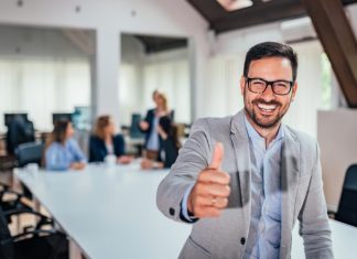 13 حيلة يومية يتبعها أصحاب الذاكرة الحادة لمقاومة النسيان 13 حيلة يومية يتبعها أصحاب الذاكرة الحادة لمقاومة النسيان