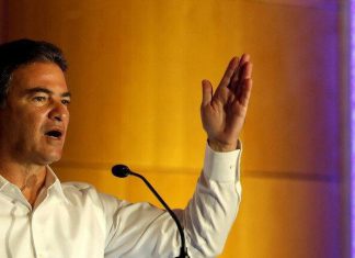 بعد مزاعم “خطيرة” عن قبوله هدية غير مشروعة.. إسرائيل تفتح تحقيقا مع مهندس صفقة التطبيع مع السودان بعد مزاعم “خطيرة” عن قبوله هدية غير مشروعة.. إسرائيل تفتح تحقيقا مع مهندس صفقة التطبيع مع السودان