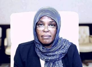 والي نهر النيل: يجب أن يرتقي أداء الحكومة لتحقيق أهداف الثورة والي نهر النيل: يجب أن يرتقي أداء الحكومة لتحقيق أهداف الثورة