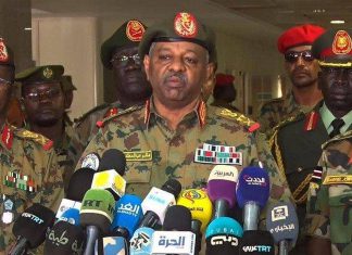 وزير العدل الأسبق يشهد في محاكمة الفريق أول هاشم عبدالمطلب وآخرين وزير العدل الأسبق يشهد في محاكمة الفريق أول هاشم عبدالمطلب وآخرين