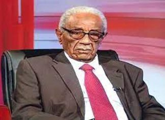 إتفاق مبدئي لفتح بنوك تجارية بين جوبا والخرطوم إتفاق مبدئي لفتح بنوك تجارية بين جوبا والخرطوم