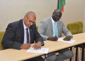 مذكرة تفاهم لتنشيط التجارة وفتح محطات تجارية بين الخرطوم وجوبا مذكرة تفاهم لتنشيط التجارة وفتح محطات تجارية بين الخرطوم وجوبا