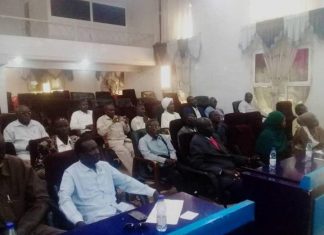 والي الجزيرة يدعو الجنوبيين للنضال من أجل الوحدة مع السودان والي الجزيرة يدعو الجنوبيين للنضال من أجل الوحدة مع السودان