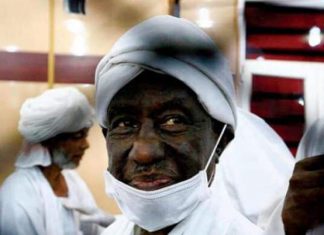 تأجيل توجيه الاتّهام لـ”علي عثمان” وآخرين إلى الأسبوع المقبل تأجيل توجيه الاتّهام لـ”علي عثمان” وآخرين إلى الأسبوع المقبل