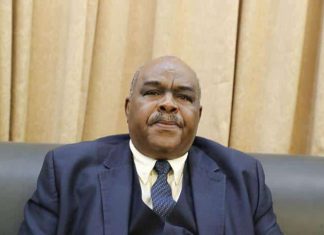 التجارة تتسلّم شركة السودان للحبوب الزيتية لإعادة تشغيلها التجارة تتسلّم شركة السودان للحبوب الزيتية لإعادة تشغيلها