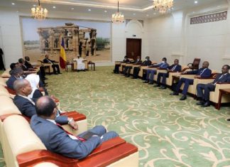 حمدوك: تشاد قامت بدور محوري لدعم عملية السلام في السودان حمدوك: تشاد قامت بدور محوري لدعم عملية السلام في السودان
