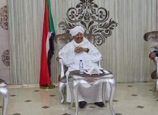 لقاء الشيوعي وحمدوك.. اختلاط الأجندة العامة والخاصة لقاء الشيوعي وحمدوك.. اختلاط الأجندة العامة والخاصة