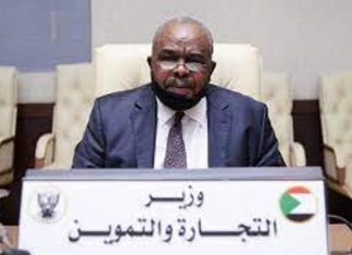 وزير التجارة يصدر قرارات لإعادة هيكلة وتفعيل التعاونيات وزير التجارة يصدر قرارات لإعادة هيكلة وتفعيل التعاونيات