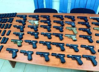 الشرطة تضبط خلية تسلح مواطني الخرطوم وتتاجر بالسلاح الشرطة تضبط خلية تسلح مواطني الخرطوم وتتاجر بالسلاح