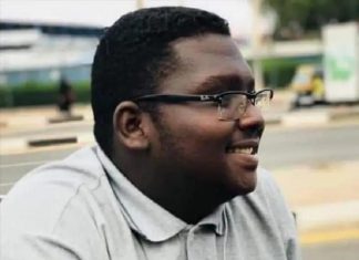 محكمة المتهمين بقتل الشهيد محجوب التاج تأمر بحبس أحد مُحامي الاتهام محكمة المتهمين بقتل الشهيد محجوب التاج تأمر بحبس أحد مُحامي الاتهام