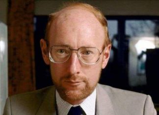 وفاة مخترع الآلة الحاسبة وفاة مخترع الآلة الحاسبة